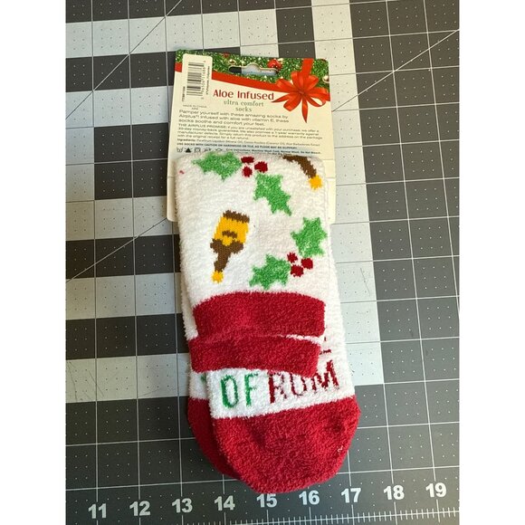 Womens Aloe Infused Ultra Comfort Christmas Socks HoHoHo & Bottle Of Rum AirPlus - Picture 3 of 4
